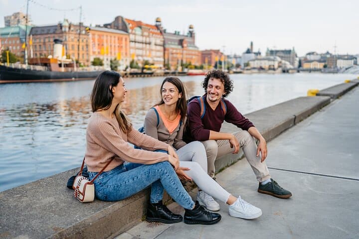 Private Family Walking Tour of Malmo Castle & Gardens — 2-Hour Historic Stroll