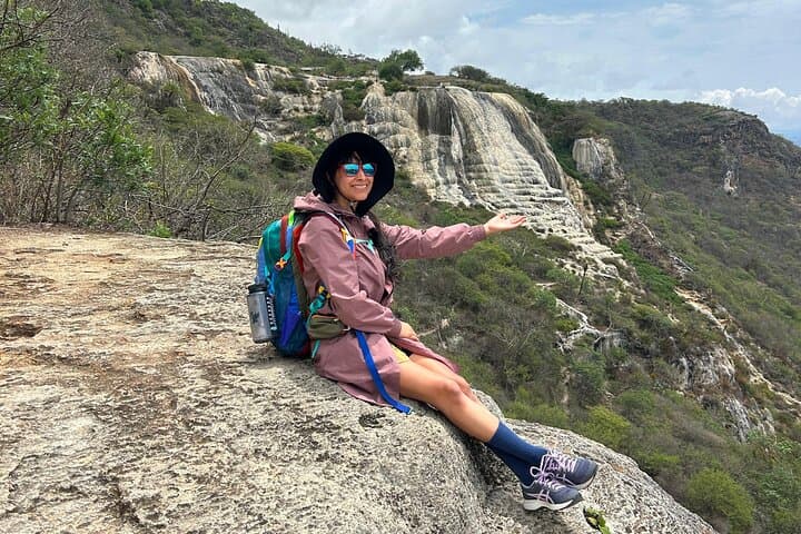 Hierve el Agua Half-Day Hike and Mineral Pools from Oaxaca