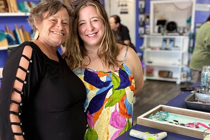 Create Your Own Glass Art at Siesta Key: Hands-On Studio Class in Sarasota
