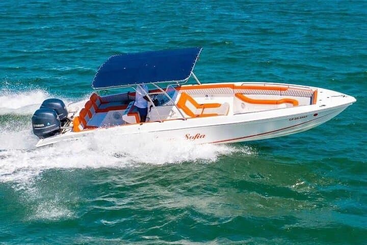 Private Boat Rental in Cartagena — Rosario Islands & Barú Full-Day Charter