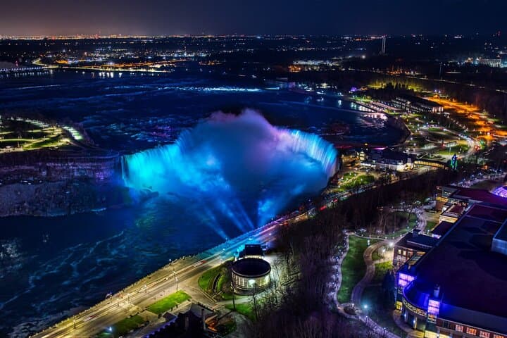 Toronto to Niagara Falls Evening Tour: Golden-Hour Illumination & Fireworks photo 6