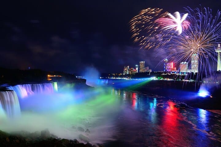 Toronto to Niagara Falls Evening Tour: Golden-Hour Illumination & Fireworks