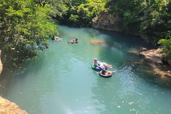 Rincón de la Vieja Volcano Hike and Poza Los Coyotes Swimming Adventure photo 2