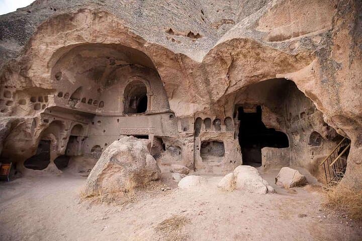 2-Day Cappadocia Tour from Istanbul: Flights, Guided Hikes & Cave Hotel photo 4