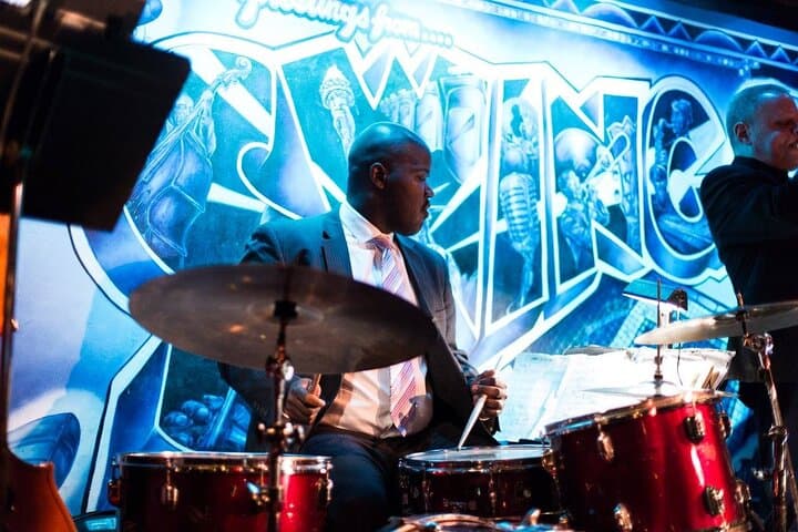 Cirque Supper Club Experience at Swing 46: Jazz, Circus & Three-Course Dinner in NYC photo 5