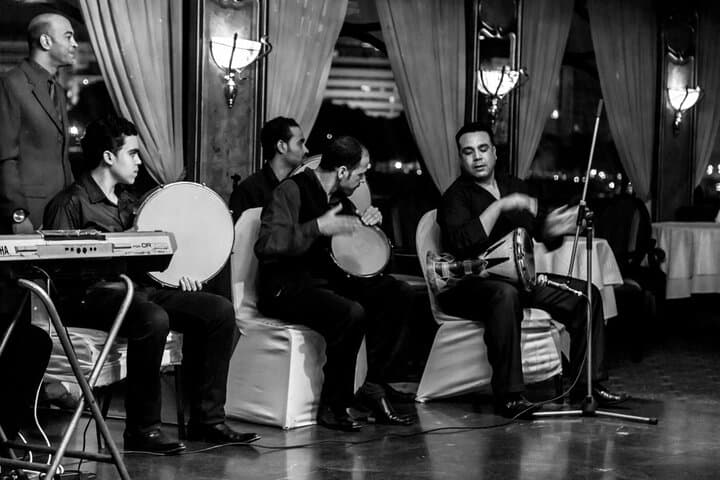Moonlit Nile Dinner Cruise in Cairo: Belly Dance & Tanoura Show photo 5