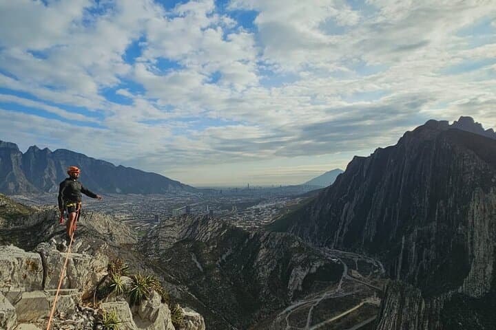 100-meter Virgin Cave Rappel in La Huasteca — Guided Abseil Adventure photo 3