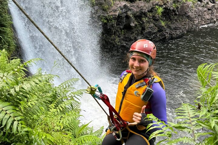 Umauma Triple-Tier Waterfall Rappel and River Canyoneering on Big Island photo 4