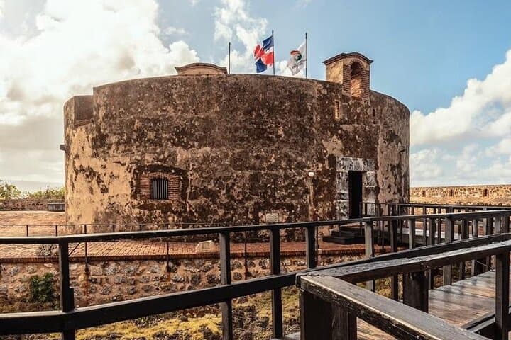 Puerto Plata Fort San Felipe, Rum Museum & Beach City Tour