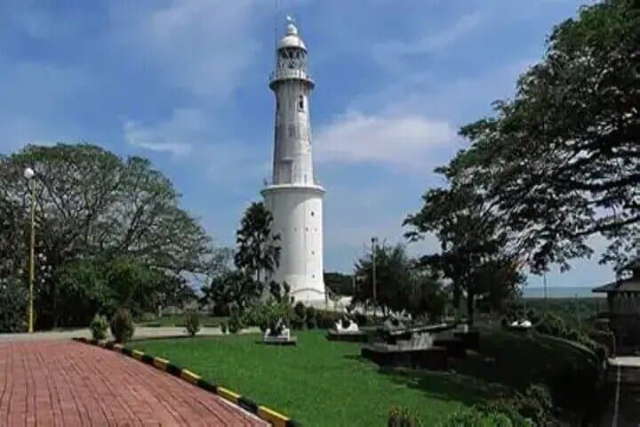 Kuala Selangor Heritage & Night Firefly Boat Tour from Kuala Lumpur