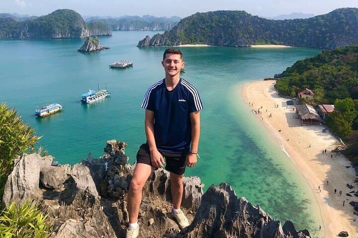 Cat Ba & Lan Ha Bay: 2-Day Trek, Kayak and Viet Hai Village Overnight photo 4