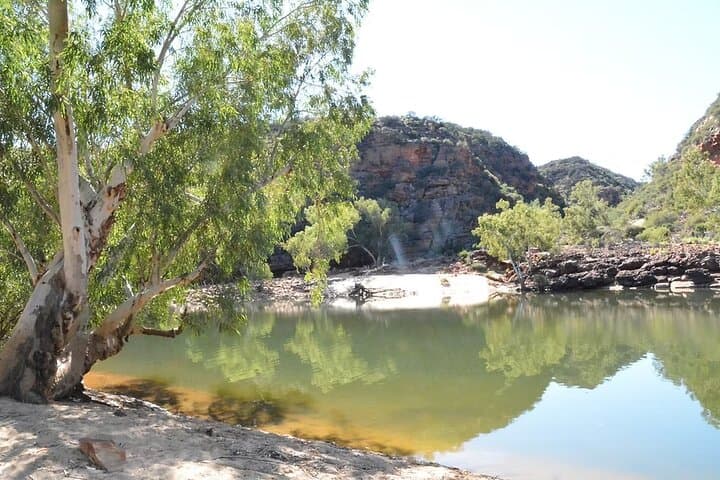Kalbarri Hidden Gorges: 4WD, Hike & Canoe Adventure on the Murchison River photo 4