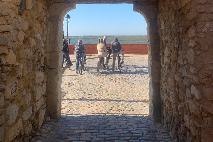 Faro Guided Bike Tour: 3-Hour City Highlights by Bike photo 2