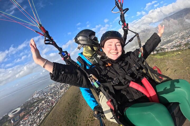 Soar Signal Hill: Tandem Paragliding Over Cape Town’s Coastline photo 4