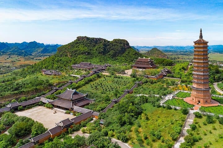 One-Day Ninh Binh: Mua Cave Hike, Bai Dinh Pagoda & Trang An Boat Cruise photo 2