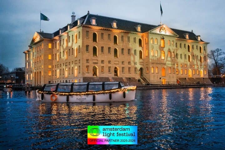 Amsterdam Light Festival Canal Cruise — Unlimited Drinks & Bite Option photo 5