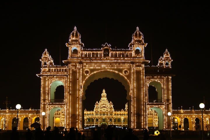 Mysuru Dasara Walking Tour — Explore Mysore’s Festival Streets