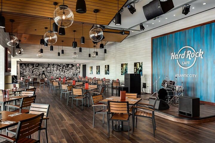 Hard Rock Cafe Atlantic City — Boardwalk Dining with Rock 'n' Roll Flair photo 4