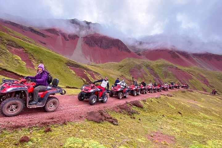 Private Red Valley & Rainbow Mountain Day Hike from Cusco photo 4