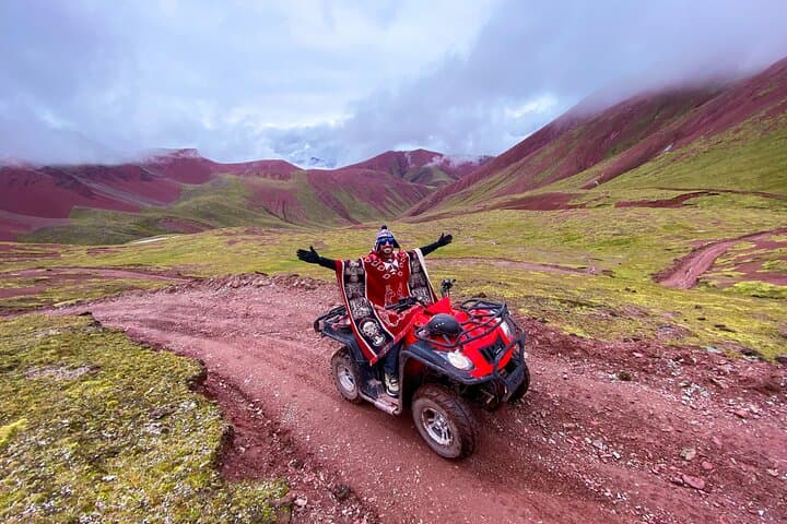 Private Red Valley & Rainbow Mountain Day Hike from Cusco photo 6