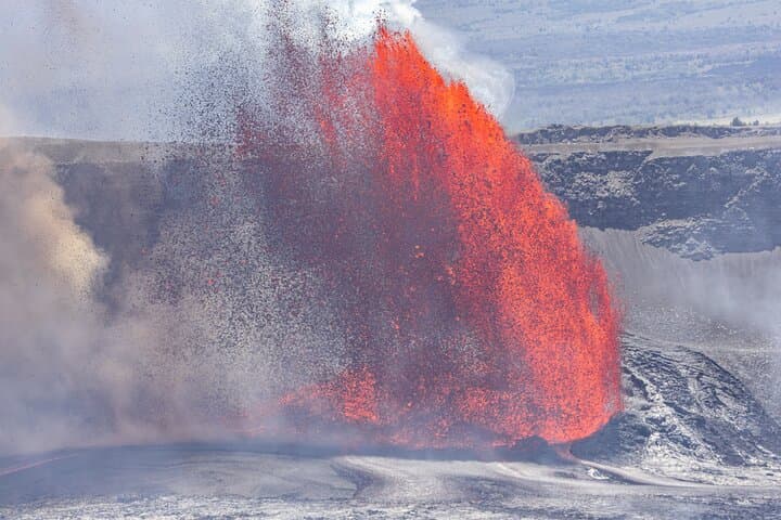Exploring Hawaii Volcanoes National Park: A Private All-Inclusive Adventure photo 2