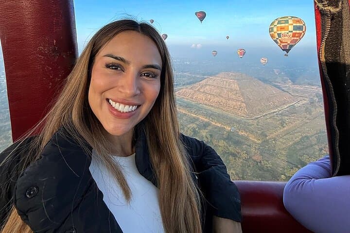 Sunrise Hot Air Balloon over Teotihuacan: Cave Breakfast & Pyramids Tour photo 1