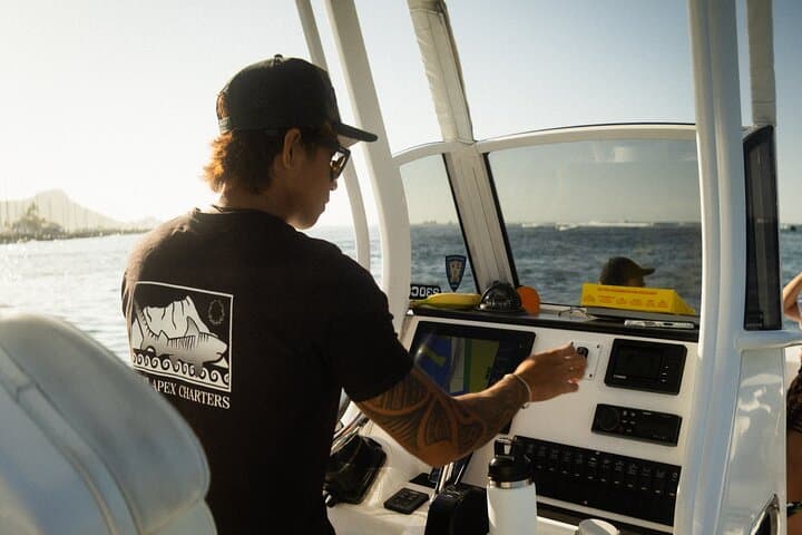 Private Waikiki Sunset Cruise & Friday Night Fireworks — Small-Group Boat Tour photo 5