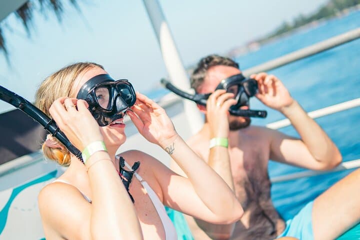Gili Hai 3 Islands BBQ Cruise — Snorkel Turtles & Beach BBQ photo 6