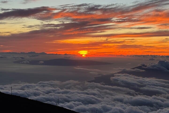 Haleakalā Private Sunset Tour: Summit Views Above the Clouds photo 4