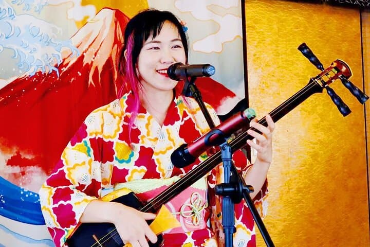 Tokyo Bay Yakatabune Dinner Cruise with Live Shamisen Show & Drinks photo 6