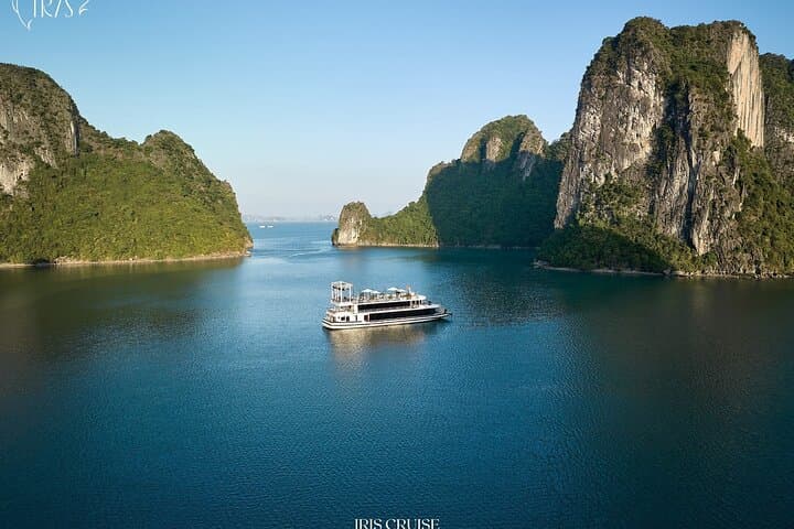 Ha Long Bay Discovery — Iris Luxury Day Cruise to Sung Sot Cave, Ti Top & Kayak photo 2