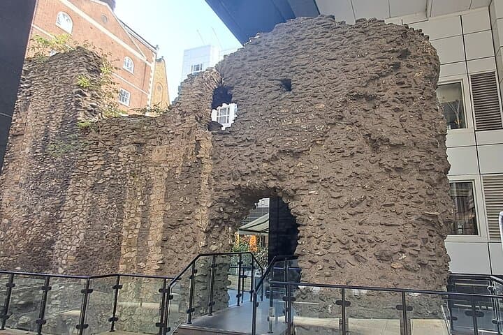 London's Secret Roman Past: Hidden Ruins Walking Tour photo 6