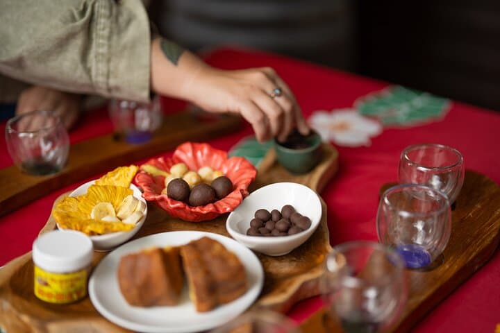 Deluxe Kona Coffee Tasting Experience: Five-Farm Kona Coffee Flight photo 2