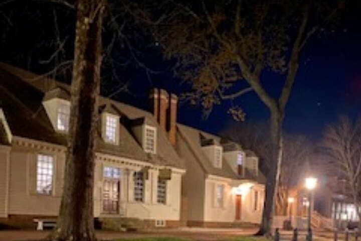 Forgotten Spirits of Williamsburg: Evening Ghost Walk on Duke of Gloucester photo 5