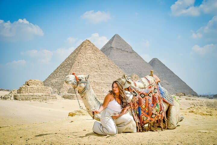 Sharm El-Sheikh to the Pyramids: Full-Day Cairo & Giza Bus Tour
