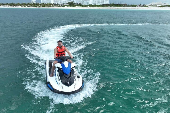 Cancun Parasailing and Jet Ski Combo — Playa Tortugas Adrenaline photo 4