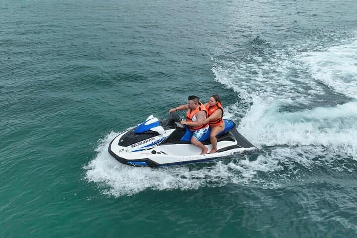 Wave Runner Rentals in Cancún — High-Speed Jet Ski Adventures on the Caribbean photo 4