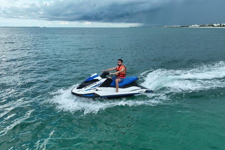 Wave Runner Rentals in Cancún — High-Speed Jet Ski Adventures on the Caribbean photo 6