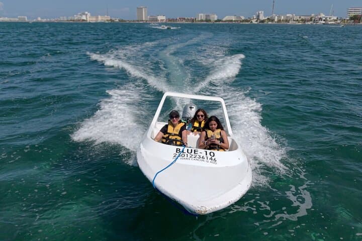 Drive-Your-Own Boat: Nichupté Lagoon & El Meco Snorkel Adventure, Cancun photo 5