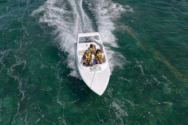 Drive-Your-Own Boat: Nichupté Lagoon & El Meco Snorkel Adventure, Cancun photo 6