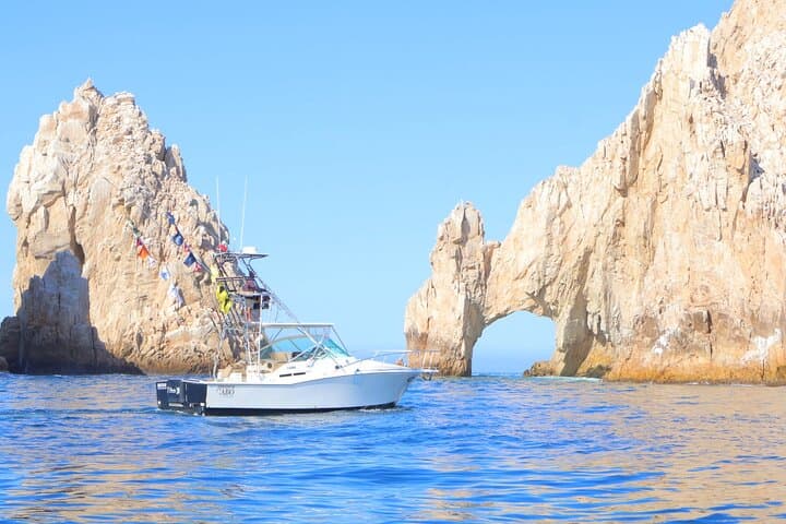 Ultimate Cabo Fishing Experience Aboard the Phantom: A Sportfishing Adventure in Cabo San Lucas