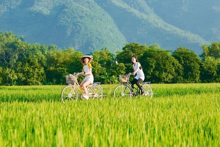 Mai Chau Day Tour: Cycling, Cave Trek & Thai Village Cultural Exchange photo 4