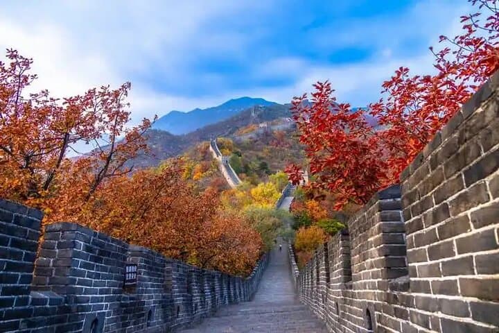 Mutianyu Great Wall Private Tour with Fluent English Driver — Round-Trip Transfer & Skip-the-Line photo 3