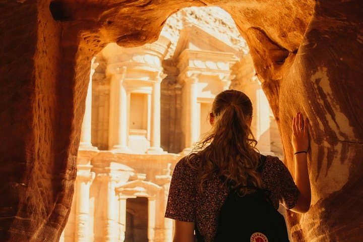 One-Day Petra from Jerusalem: Cross-Border Guided Adventure to the Lost City photo 3