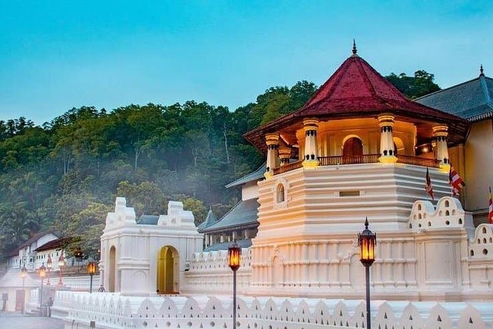 5-Day Sri Lanka Highlights: Sigiriya, Kandy, Nuwara Eliya, Bentota & Colombo photo 2