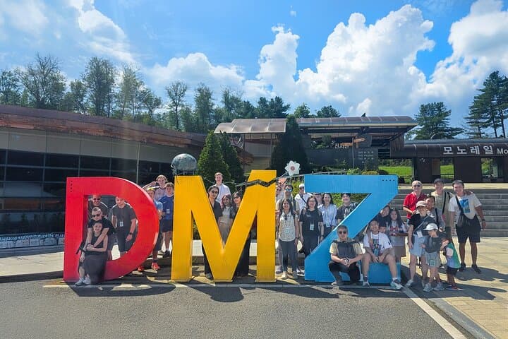 DMZ Guided Tour from Seoul: Dora Observatory, 3rd Tunnel & Suspension Bridge