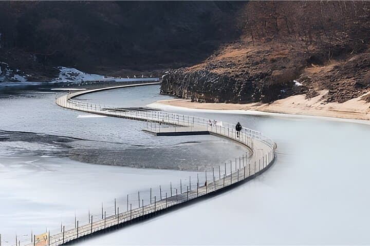 Winter Day Trip to Cheorwon: Hantan River, Soyisan Monorail & Labor HQ