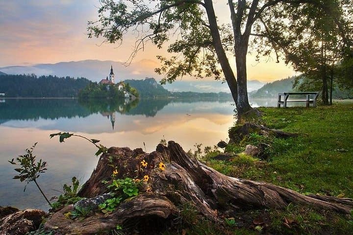 Private Tour to Lake Bled & Ljubljana from Piran — Day Trip Guide photo 2
