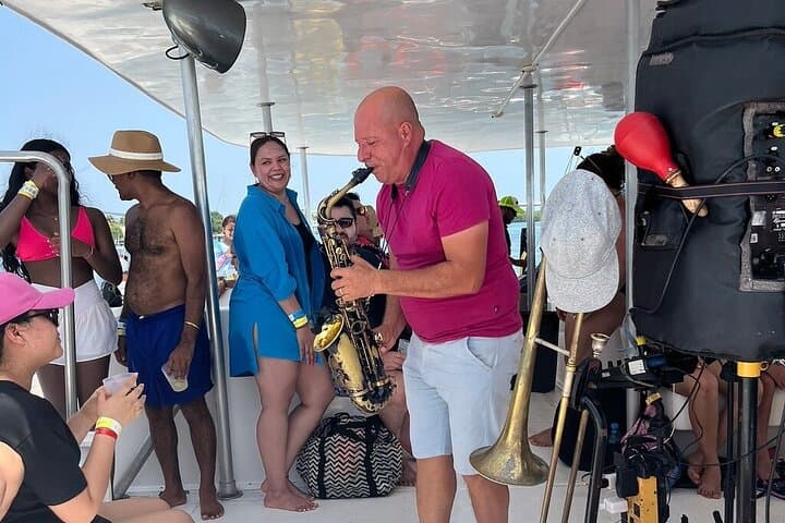 Private Catamaran to Isla Mujeres: Snorkel, Beach Buffet & Sunset Cruise photo 2