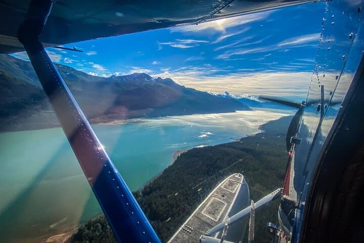 Floatplane Wilderness Hike in Tongass National Forest — Private Seaplane Tours from Juneau